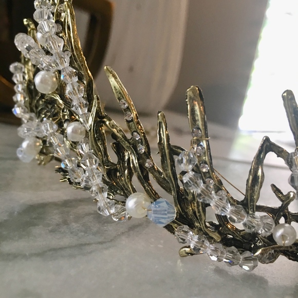 Vintage Antique White Beaded Gold Wedding Crown - Picture 3 of 8